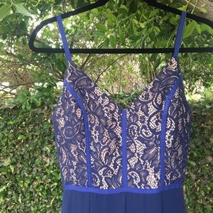 Fame and Partners dark blue/navy prom dress w lace